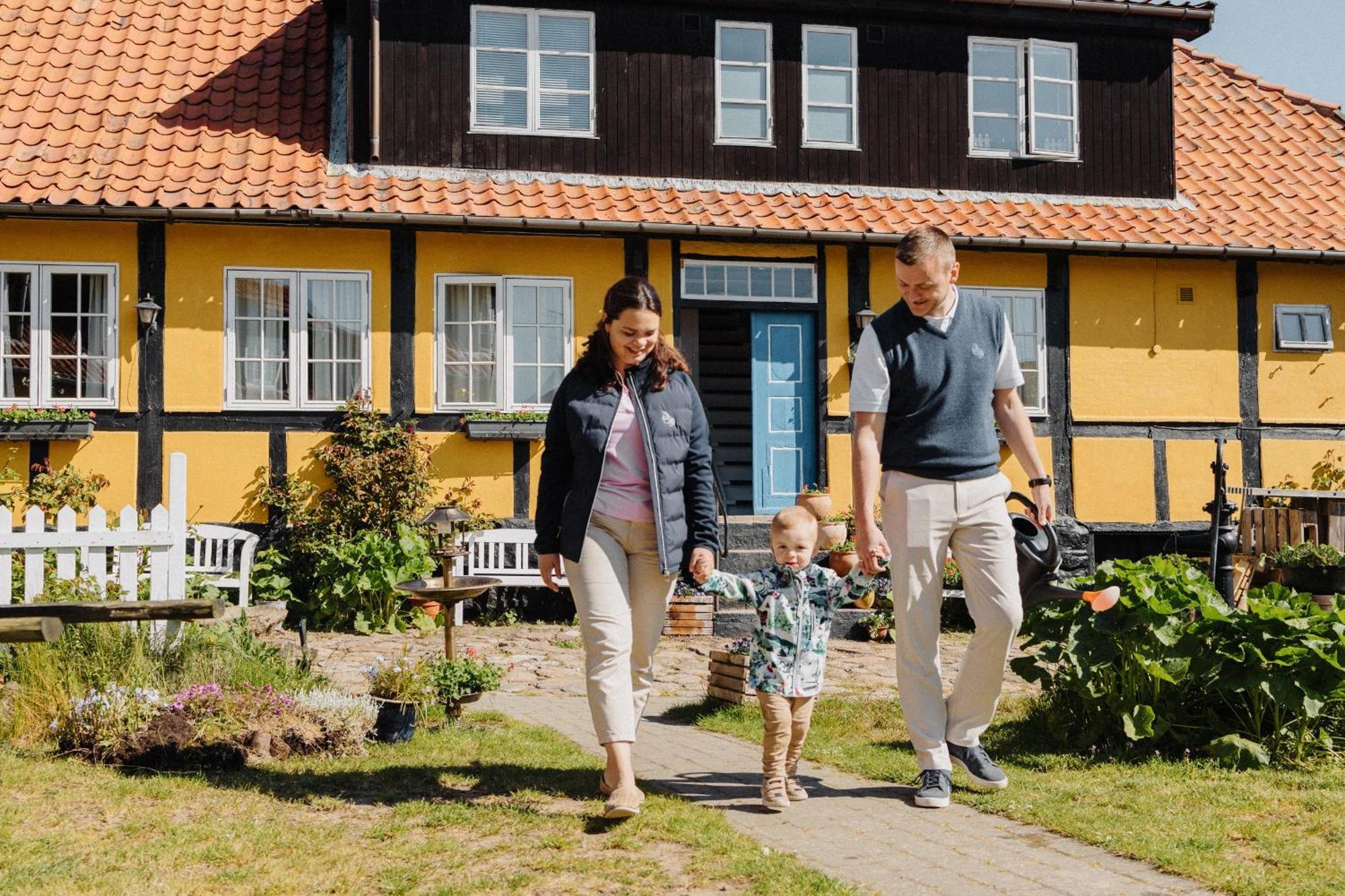 Pension Slaegtsgaarden Allinge-Sandvig Ngoại thất bức ảnh